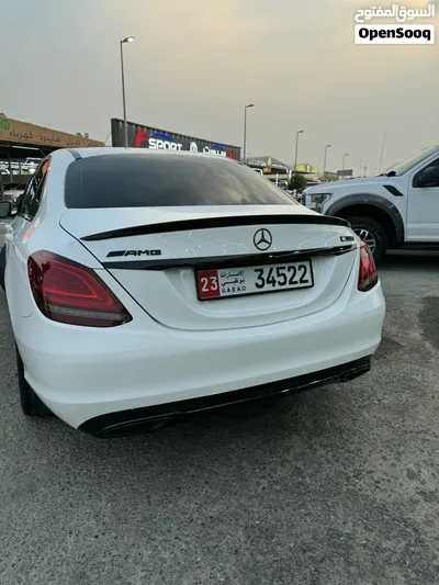 Mercedes-Benz C300 AMG 2019 4