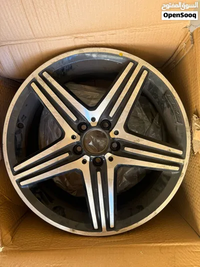 رنجات مرسيدس AMG مقاس 17 إنش للبيع – 4 حبات Mercedes 17-Inch AMG-Style Wheels – Set of 4 2