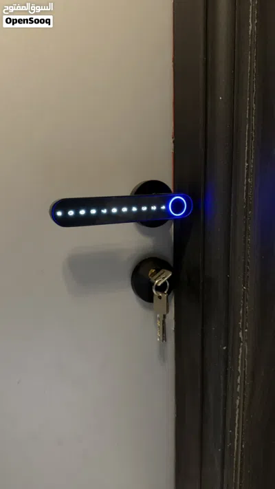 قفل الباب الذكي smart lock 4