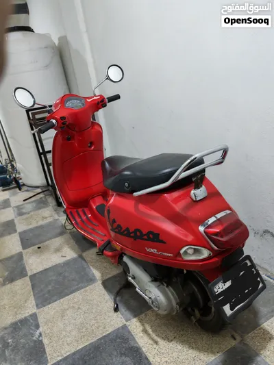 vespa 2022 abs 4