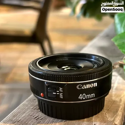 Canon lens 40mm stm 0.3m/0.98ft 4