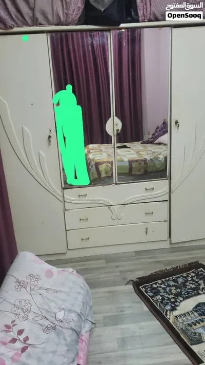 كنبتين كبار و كنبتين صغار غرفة نوم من غير التسريحه مه الفرش الضغط 4