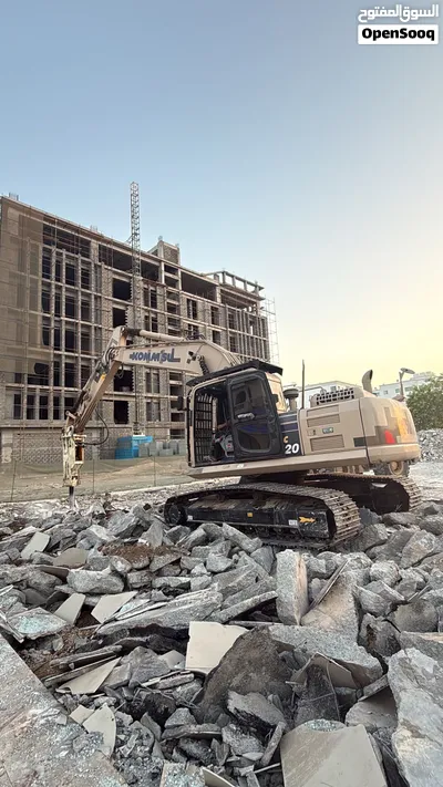 كوماتسو 2023 نظيف جدا 3