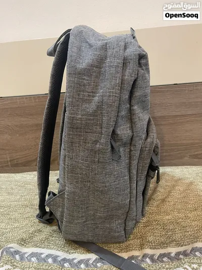 Original Herschel Supply Co. Backpack - Grey Heather (Great Condition) 4