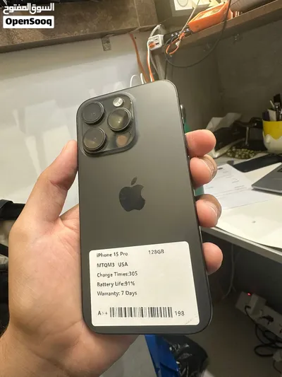 iPhone 15 Pro 128GB – Black Titanium 2