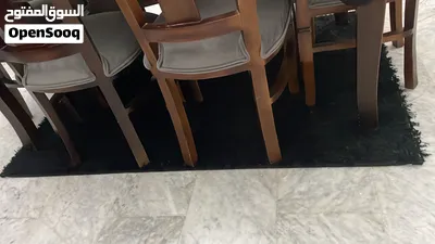 طاوله خشب ثقيل جدا جدا مستعمله شي بسيط 2