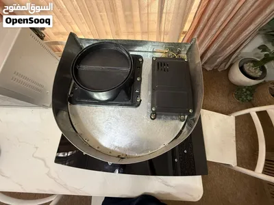 ساحبة مطبخ (شفاط) TIKMA استيل وزجاج أسود بحالة ممتازة 4