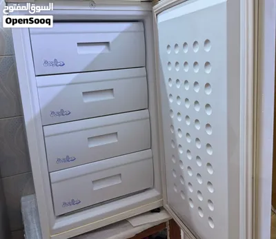 مجمده للبيع ماركة EAstcoolاستعمال قليل 2