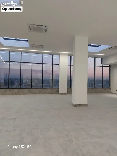 طابق تجاري يأجر للشركات والمكاتب الرسمية وموظفين و كوفيات موقع تجاري مميز في الجزائر 4