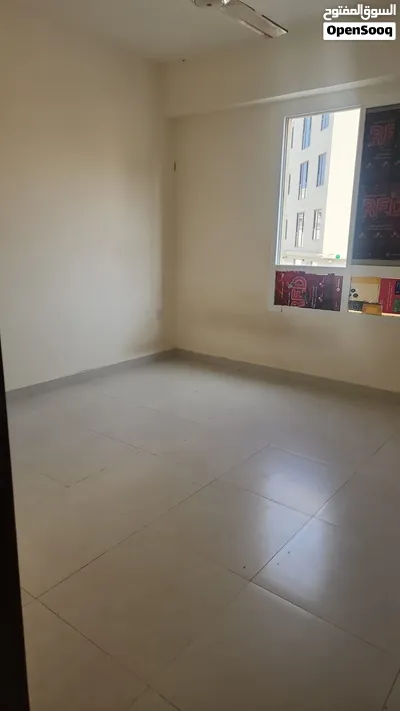 للايجار غرفه في بوشر شارع المها للعزاب شاملة الكهرباء والماء و الانترنت بسعر ممتاز - أقرأ الوصف - 3