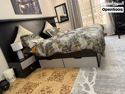 Modern Black and Grey Furniture Set 2