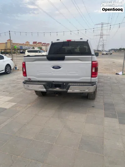 2021 Ford f150 v8 4