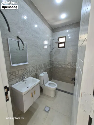 شقة فاخرة للبيع التاسعة ط2هندسي 88 إطلالة بحرية دائما 3