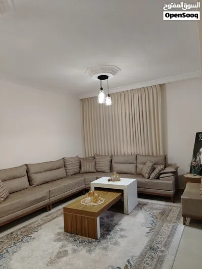 شقه طابق ثالث للبيع عمان عرجان الشرقي مقابل مستشفى الرويال 3