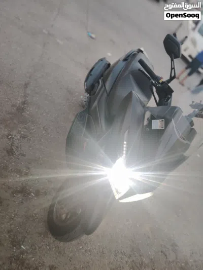 سكوتر كيمكو اكس تاون 250cc 4