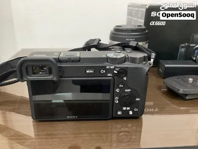 كاميرا Sony a6600 + عدسة ماكرو 30mm + ترايبود Hama للبيع 3