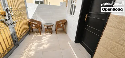 Room with attached Bathroom and Shared Kitchen. electricity water WiFi included. private entrance 4