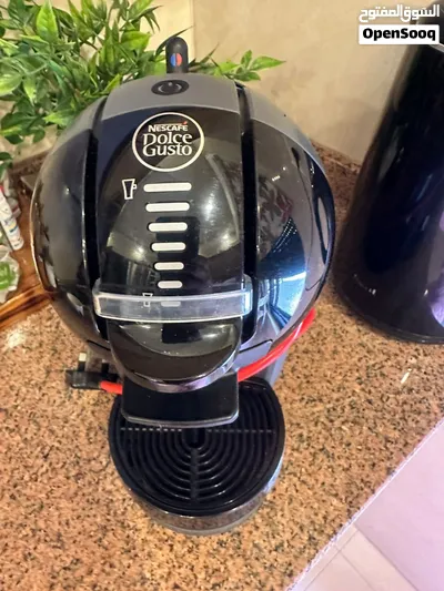 ماكينة قهوة Dolce gusto شبه جديدة 3