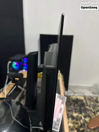 MSI MAG 321UP QD-OLED شاشة/ monitor 3