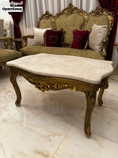 طقم كنب +مدخل حجم كبير بحاله ممتازة(مصري) 2