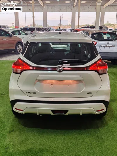 Nissan Kicks S Model 2022 Orginal Paint No Accidents 3