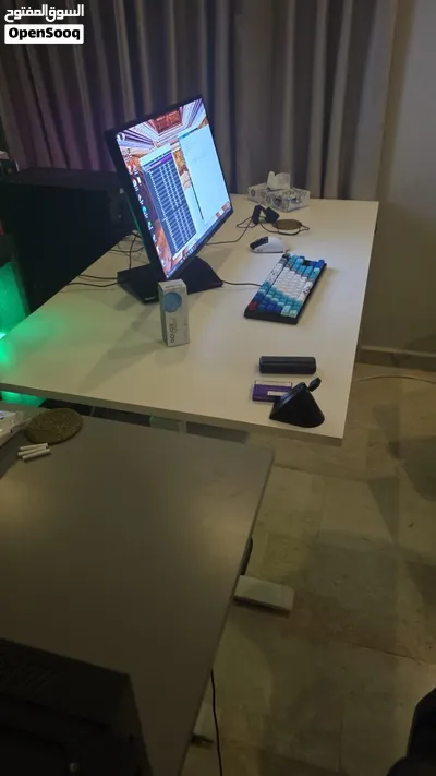 طاولات من ايكيا قيمنج 2