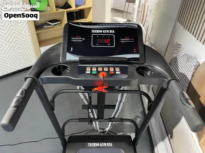 مشاية كهربائية140ك TechnoGym USA 3