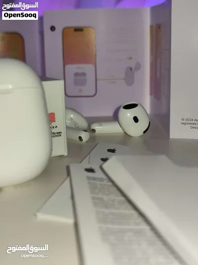 سماعة بتنسيك همومك اكتشف قوة الأداء مع سماعات AirPods 4.. الجيل الرابع والاحدث من سماعات ايربودز 4