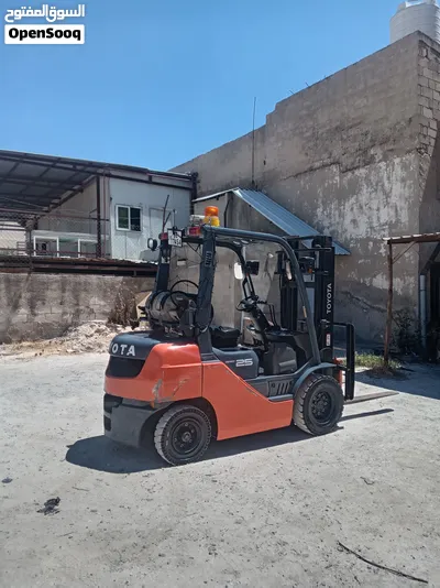 ونشات ورافعات ابو سامر تحميل وتنزيل جميع انواع البضائع وسحب السيارت بيع وتأجير الرافعات الشوكيه 3