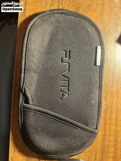 Psvita 2000 perfect condition brand Sony hand sized 4