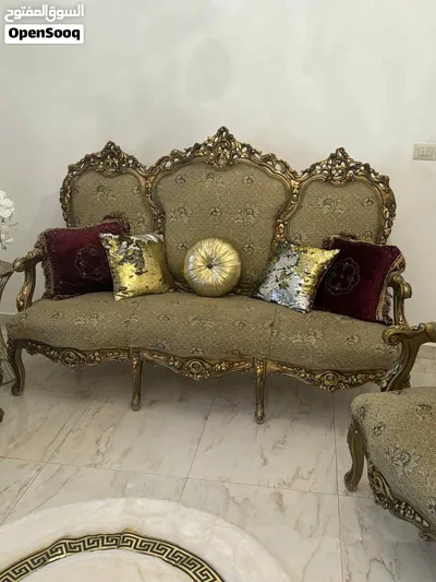 طقم كنب +مدخل حجم كبير بحاله ممتازة(مصري) 4