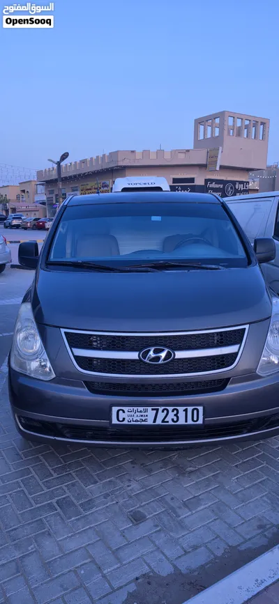 هيونداي H1 موديل 2012 3