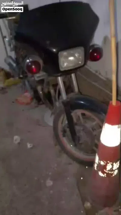 دراجة هوندا 750 CBX 4