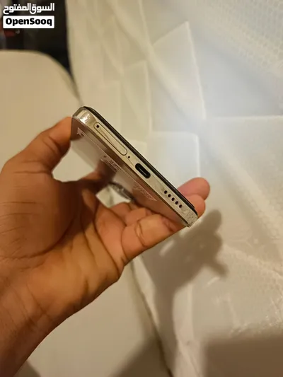 جوال فيفو V40 lit 5g اخو الجديد استخدام شهر 4