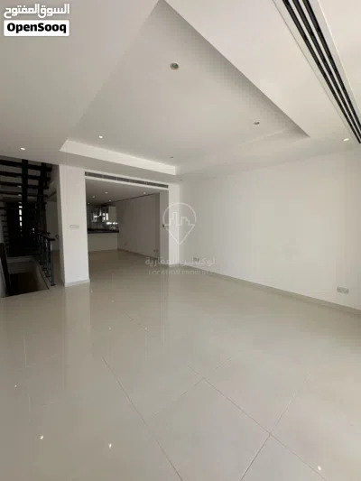 تاون هاوس فاخر للبيع في الموج Luxury Townhouse for Sale in Al Mouj – Muscat 3