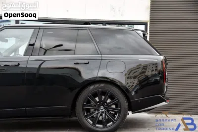 الصقر الأسود لتأجير السيارات يتوفر لدينا رنج روفر فوج 2023 Range Rover Vogue للإيجار ب أفضل الأسعار. 3