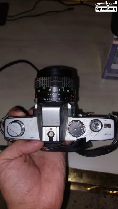 الكاميرا Minolta SRT 101b (مينولتا SRT 101b)، كاميرا فوتوغرافية كلاسيكية موديل 1975 4