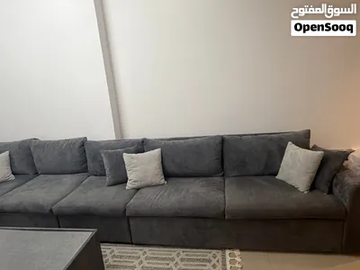 طقم كنب مع طاولة وسط بحجم 6 مقاعد موديل عصري / sofa set with coffee table 6 seats modern style 3