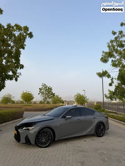 للبيع لكزس ls 350 فئة نادره جدا وبحادث بسيط جدا 2