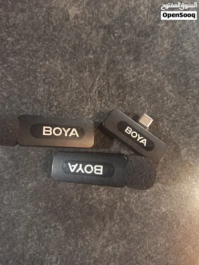 للبيع بجدة ميكروفون لاسلكي مايك من علامة BOYA استخدام شهر فقط 2