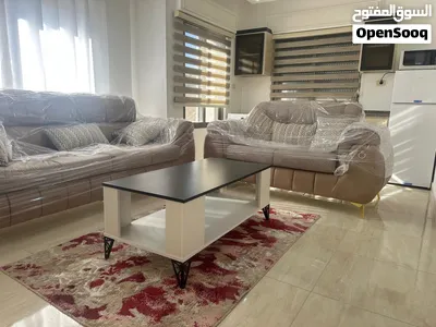 شقه مفروشه سوبر ديلوكس vipفي الجبيهة وطلوع نيفين وشارع الجامعه 3