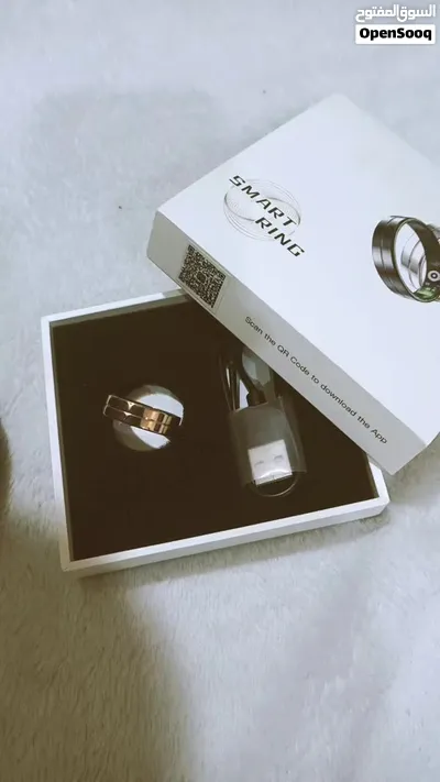 المعلومات والتفاصيل حول هذا النوع من الخواتم الذكية التجارية (Smart Ring) الموضح في الصورة:ال الميز 2