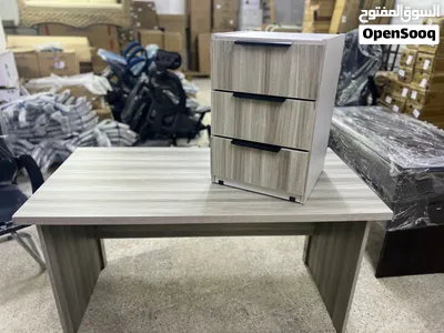 عرض خاص: مكتب فاخر 140 سم + وحدة أدراج 3 سحابات (مناسب للمكاتب والدراسة والجيمينج) بـ 75 د 3