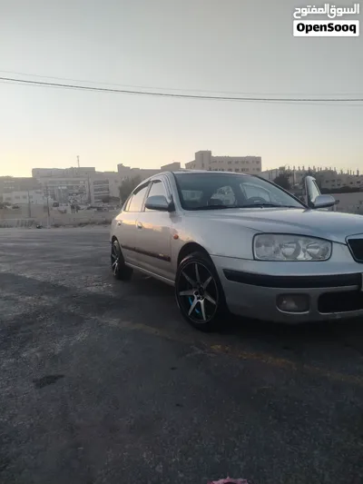 هونداي النترا 2003 اكس دي لون فضي بحاله ممتازه 2