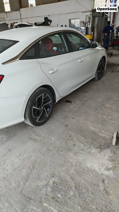 MG GT - أم جي جي تي 3