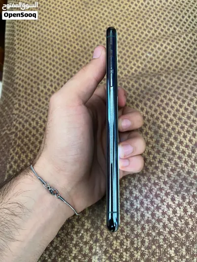 آيفون 11pro max 4