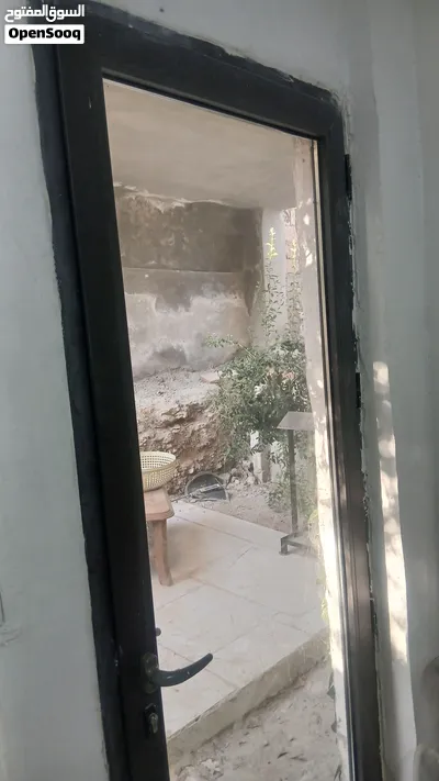 باب قزاز ثقيل كثير واللمنيوم قياس 90×216 2