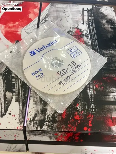 Jailbroken PS4 fat for sale 8 pre-installed games 1TB of storage 3