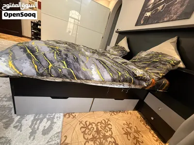 Modern Black and Grey Furniture Set 3
