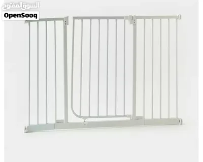 Juniors Auto Swing Closed Safety Gate for babies toddlers and pets 3